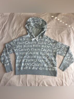 Calvin Klein Cropped Hoodie – Size Small